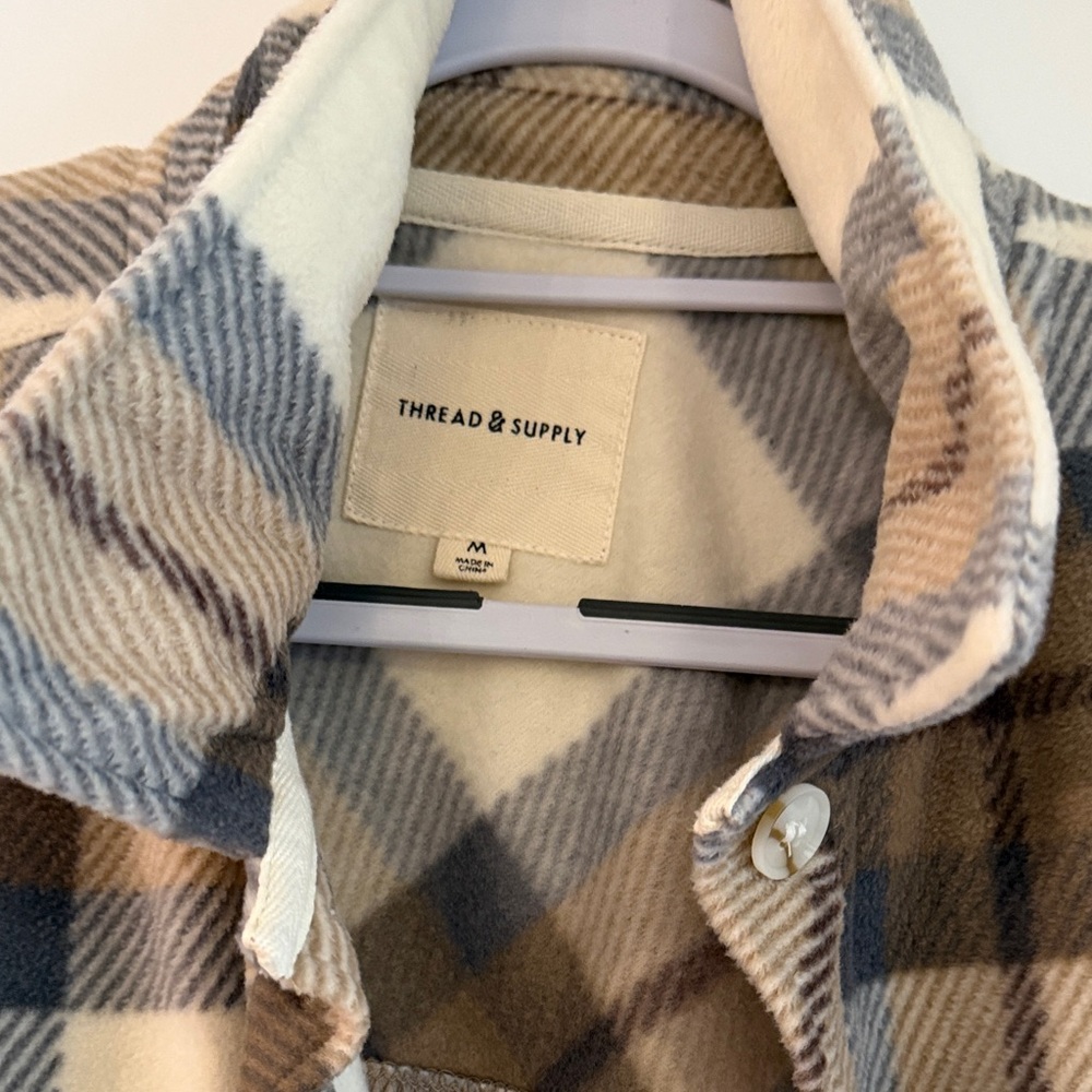 Universal Thread Checkered Button-Up Shirt jacket - image 3